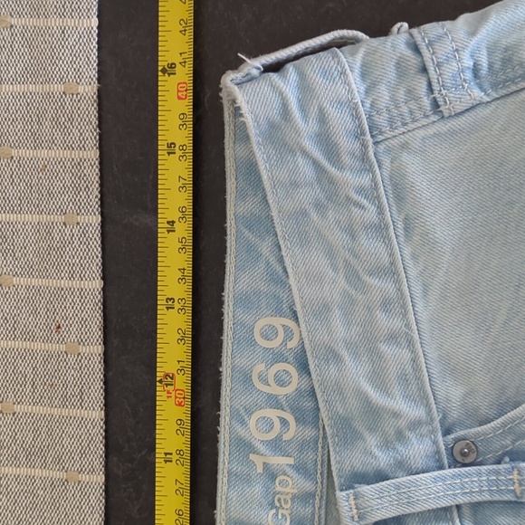 Gap slim straight (cut into capris) - Picture 9 of 10